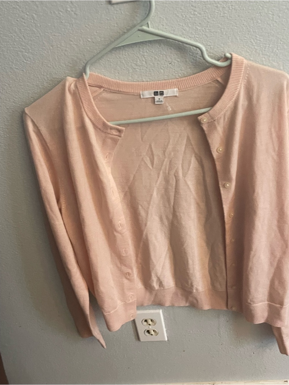 Uniqlo Light Pink Crewneck Cardigan with Pearl Buttons